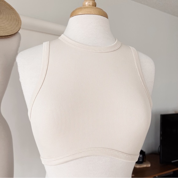 CREAM RIBBED KNIT STRETCHY CROP TOP - Picture 4 of 10